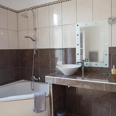 Private & Private Bathroom - Historic Center Homestay